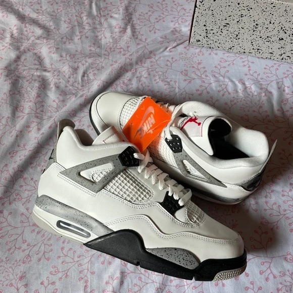 Jordan 4 Retro White Cement (2025)